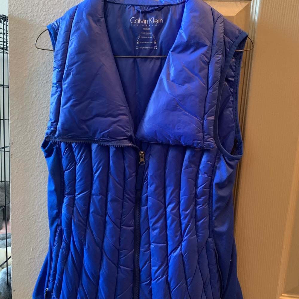 Calvin Klein Performance vest. Never worn.